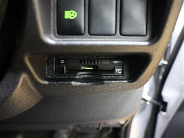 ハイエースバン ＤＸ　フルセグ　メモリーナビ　ＤＶＤ再生　衝突被害軽減システム　ナビ連動ＥＴＣ　乗車定員６人　ディーゼル（9枚目）