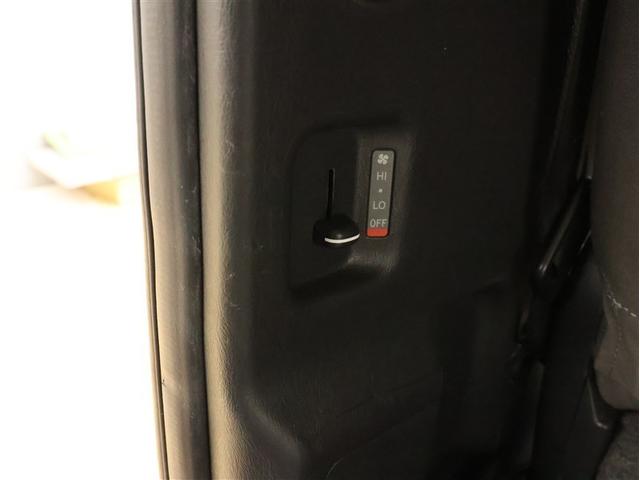 ハイエースバン ＤＸ　フルセグ　メモリーナビ　ＤＶＤ再生　衝突被害軽減システム　ナビ連動ＥＴＣ　乗車定員６人　ディーゼル（14枚目）