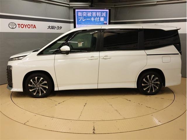 ヴォクシー ハイブリッドＳ－Ｚ　フルセグ　メモリーナビ　ＤＶＤ再生　バックカメラ　衝突被害軽減システム　ＥＴＣ　両側電動スライド　ＬＥＤヘッドランプ　乗車定員７人　３列シート　シートヒーター　ブラインドスポットモニター（3枚目）