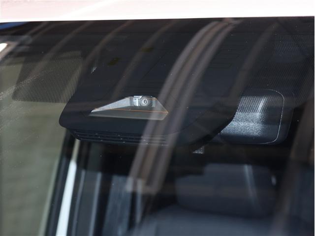 ヴォクシー ハイブリッドＳ－Ｚ　フルセグ　メモリーナビ　ＤＶＤ再生　バックカメラ　衝突被害軽減システム　ＥＴＣ　両側電動スライド　ＬＥＤヘッドランプ　乗車定員７人　３列シート　シートヒーター　ブラインドスポットモニター（6枚目）