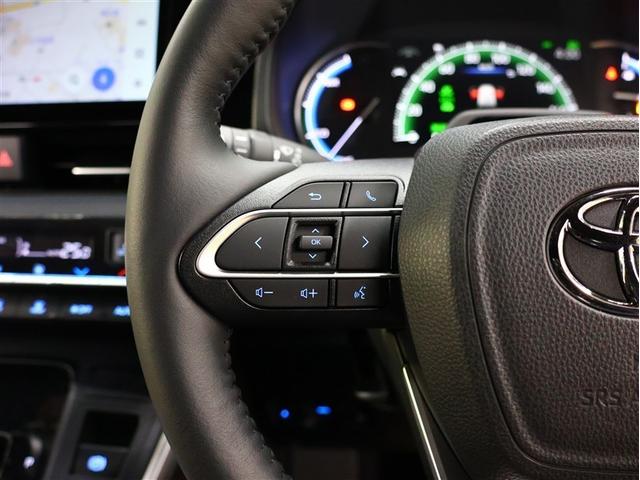 ヴォクシー ハイブリッドＳ－Ｚ　フルセグ　メモリーナビ　ＤＶＤ再生　バックカメラ　衝突被害軽減システム　ＥＴＣ　両側電動スライド　ＬＥＤヘッドランプ　乗車定員７人　３列シート　シートヒーター　ブラインドスポットモニター（24枚目）