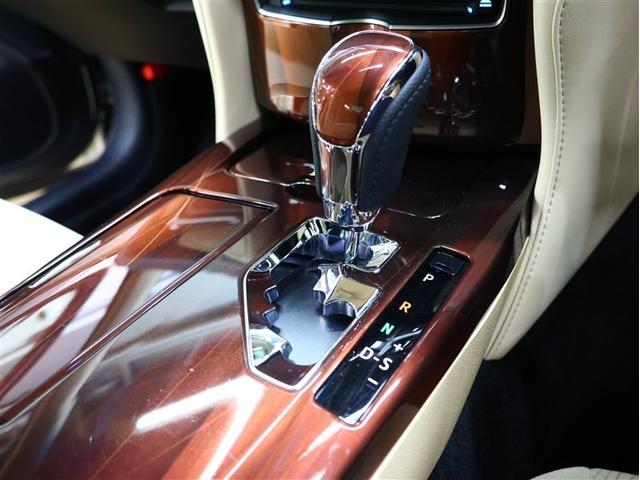 クラウンハイブリッド ロイヤルサルーン　フルセグ　ＨＤＤナビ　ＤＶＤ再生　バックカメラ　ナビ連動ＥＴＣ　ＨＩＤヘッドライト　シートヒーター　ステアリングヒーター（22枚目）