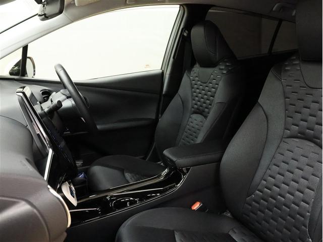 プリウスＰＨＶ Ａ　フルセグ　バックカメラ　ＴＳＳ－Ｐ衝突被害軽減システム　ナビ連動ＥＴＣ２．０　ブラインドスポットモニター　車線逸脱装置　レーダークルーズコントロール　シートヒーター　ステアリングヒーター（15枚目）