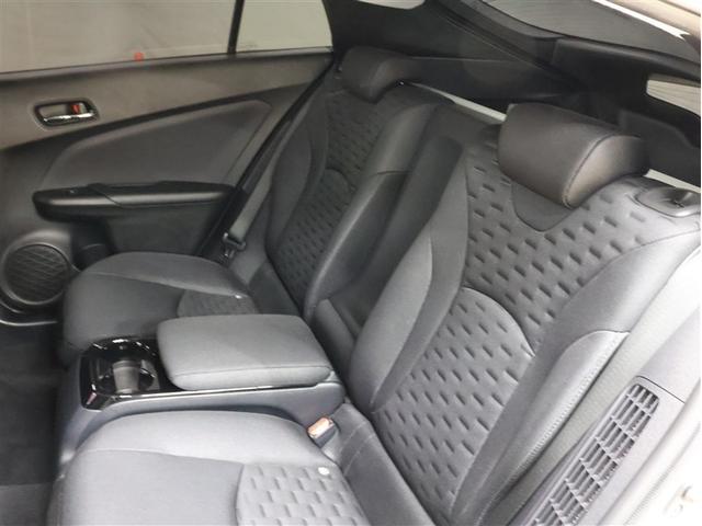 プリウスＰＨＶ Ａ　フルセグ　バックカメラ　ＴＳＳ－Ｐ衝突被害軽減システム　ナビ連動ＥＴＣ２．０　ブラインドスポットモニター　車線逸脱装置　レーダークルーズコントロール　シートヒーター　ステアリングヒーター（16枚目）