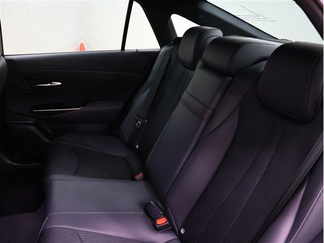 クラウンハイブリッド S スポーツスタイル サンルーフ フルセグ メモリーナビ DVD再生 バックカメラ 衝突被害軽減システム ETC LEDヘッドランプ 車線逸脱装置 オートマチックハイビーム(17枚目)