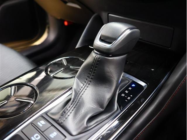 クラウンハイブリッド S スポーツスタイル サンルーフ フルセグ メモリーナビ DVD再生 バックカメラ 衝突被害軽減システム ETC LEDヘッドランプ 車線逸脱装置 オートマチックハイビーム(25枚目)