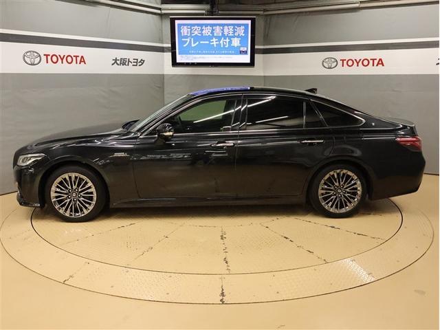 クラウンハイブリッド Ｇ－エグゼクティブ　革シート　サンルーフ　フルセグ　メモリーナビ　ＤＶＤ再生　バックカメラ　衝突被害軽減システム　ＥＴＣ　ＬＥＤヘッドランプ　車線逸脱装置　オートマチックハイビーム（3枚目）