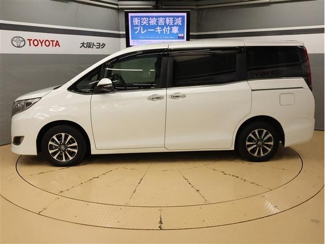 エスクァイア ハイブリッドGiプレミアムパッケジブラックテーラード フルセグ メモリーナビ DVD再生 後席モニター バックカメラ 衝突被害軽減システム ETC 両側電動スライド LEDヘッドランプ 乗車定員7人 3列シート シートヒーター ステアリングヒーター(3枚目)