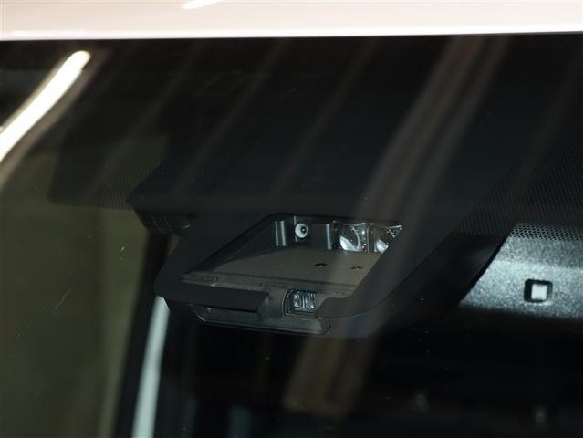 エスクァイア ハイブリッドGiプレミアムパッケジブラックテーラード フルセグ メモリーナビ DVD再生 後席モニター バックカメラ 衝突被害軽減システム ETC 両側電動スライド LEDヘッドランプ 乗車定員7人 3列シート シートヒーター ステアリングヒーター(6枚目)