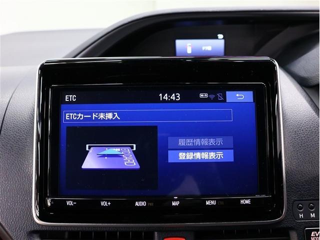 エスクァイア ハイブリッドGiプレミアムパッケジブラックテーラード フルセグ メモリーナビ DVD再生 後席モニター バックカメラ 衝突被害軽減システム ETC 両側電動スライド LEDヘッドランプ 乗車定員7人 3列シート シートヒーター ステアリングヒーター(9枚目)