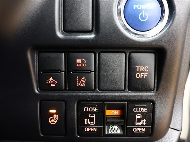 エスクァイア ハイブリッドGiプレミアムパッケジブラックテーラード フルセグ メモリーナビ DVD再生 後席モニター バックカメラ 衝突被害軽減システム ETC 両側電動スライド LEDヘッドランプ 乗車定員7人 3列シート シートヒーター ステアリングヒーター(24枚目)