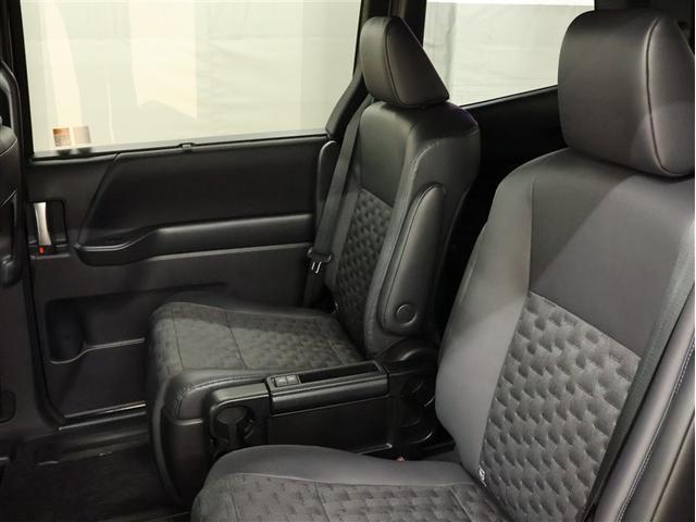 ヴォクシー ハイブリッドS-Z フルセグ メモリーナビ DVD再生 後席モニター バックカメラ 衝突被害軽減システム ETC2.0 両側電動スライド LEDヘッドランプ 乗車定員7人 3列シート フルエアロ シートヒーター(19枚目)