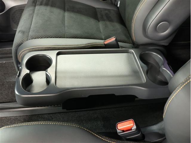 アルファード ２．５Ｓ　タイプゴールド　メモリーナビ　後席モニター　バックカメラ　衝突被害軽減システム　ＥＴＣ　両側電動スライド　ＬＥＤヘッドランプ　乗車定員７人　３列シート（16枚目）