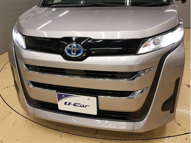 ノア ハイブリッドＧ　フルセグ　メモリーナビ　ＤＶＤ再生　バックカメラ　衝突被害軽減システム　ＥＴＣ　電動スライドドア　ＬＥＤヘッドランプ　乗車定員８人　３列シート（12枚目）