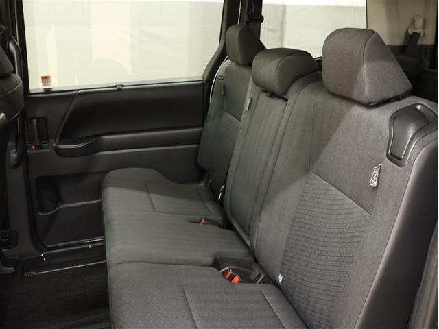 ノア ハイブリッドＧ　フルセグ　メモリーナビ　ＤＶＤ再生　バックカメラ　衝突被害軽減システム　ＥＴＣ　電動スライドドア　ＬＥＤヘッドランプ　乗車定員８人　３列シート（16枚目）