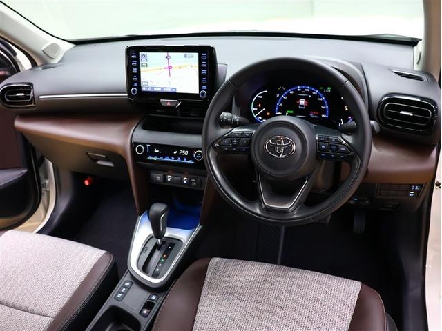 ヤリスクロス ハイブリッドＺ　メモリーナビ　バックカメラ　衝突被害軽減システム　ＥＴＣ　ＬＥＤヘッドランプ　シートヒーター（5枚目）