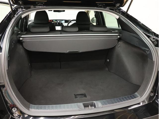 プリウス ＳセーフティプラスＩＩ　フルセグ　メモリーナビ　ＤＶＤ再生　バックカメラ　衝突被害軽減システム　ＥＴＣ　ＬＥＤヘッドランプ　パノラミックビューモニター　ブラインドスポットモニター（28枚目）