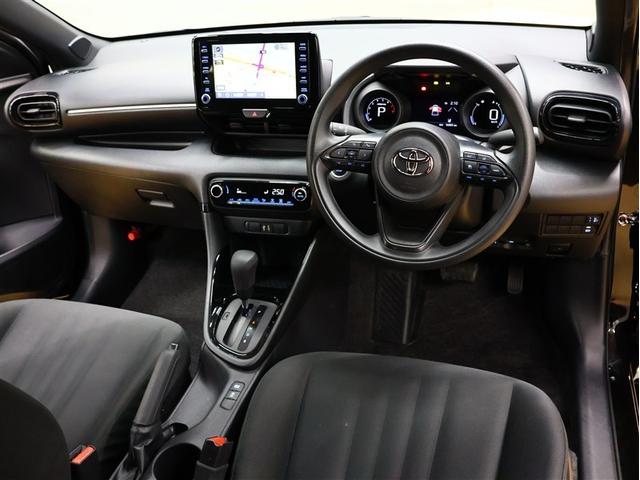 ヤリス Ｇ　フルセグ　メモリーナビ　バックカメラ　衝突被害軽減システム　ＥＴＣ（5枚目）