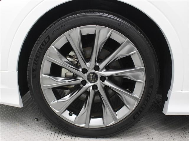 クラウンクロスオーバー Ｇアドバンスド・レザーパッケージ　革シート　４ＷＤ　フルセグ　メモリーナビ　ミュージックプレイヤー接続可　バックカメラ　衝突被害軽減システム　ＥＴＣ　ドラレコ　ＬＥＤヘッドランプ　フルエアロ　アイドリングストップ（13枚目）