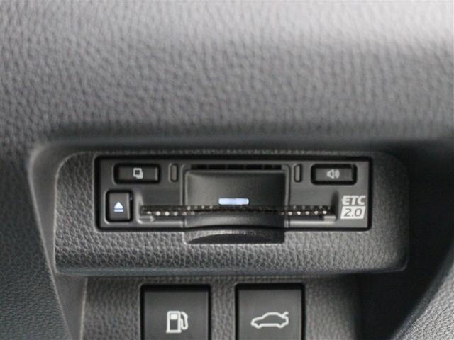 クラウンクロスオーバー Ｇアドバンスド・レザーパッケージ　革シート　４ＷＤ　フルセグ　メモリーナビ　ミュージックプレイヤー接続可　バックカメラ　衝突被害軽減システム　ＥＴＣ　ドラレコ　ＬＥＤヘッドランプ　フルエアロ　アイドリングストップ（30枚目）