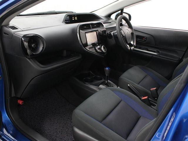 アクア S ワンセグ メモリーナビ バックカメラ ワンオーナー アイドリングストップ(9枚目)