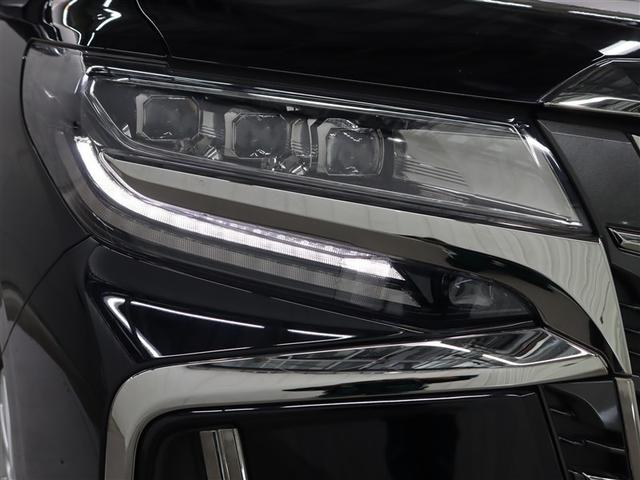 アルファード ２．５Ｓ　タイプゴールド　フルセグ　メモリーナビ　ＤＶＤ再生　ミュージックプレイヤー接続可　後席モニター　バックカメラ　衝突被害軽減システム　ＥＴＣ　ドラレコ　両側電動スライド　ＬＥＤヘッドランプ　乗車定員７人　３列シート（18枚目）