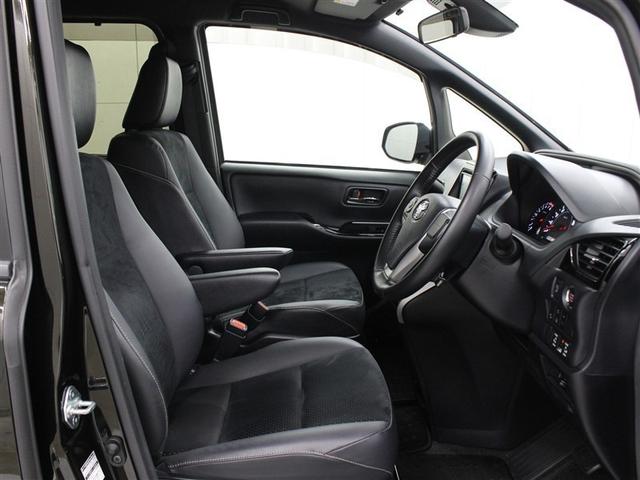 ヴォクシー ＺＳ　煌ＩＩＩ　ワンセグ　メモリーナビ　バックカメラ　衝突被害軽減システム　ＥＴＣ　両側電動スライド　ＬＥＤヘッドランプ　乗車定員７人　３列シート　アイドリングストップ（8枚目）