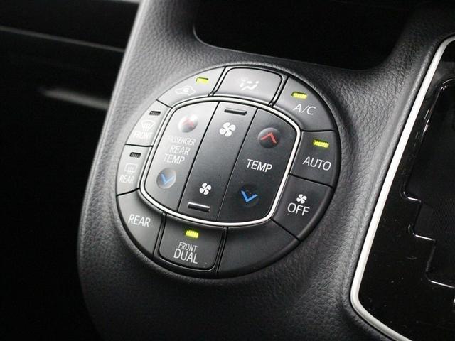 ノア Ｘ　ワンセグ　メモリーナビ　バックカメラ　衝突被害軽減システム　ドラレコ　両側電動スライド　ＬＥＤヘッドランプ　ウオークスルー　乗車定員８人　３列シート　アイドリングストップ（31枚目）