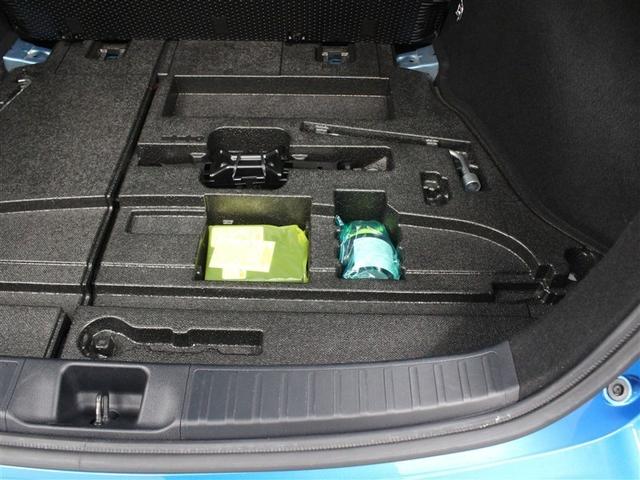 プリウス Ａプレミアム　革シート　サンルーフ　フルセグ　メモリーナビ　ミュージックプレイヤー接続可　バックカメラ　衝突被害軽減システム　ＥＴＣ　ＬＥＤヘッドランプ　アイドリングストップ（37枚目）