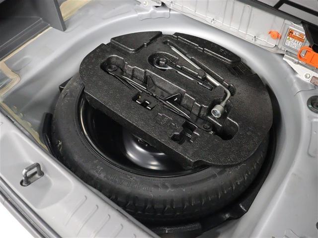 �X�y�A�^�C�����i�[����Ă��܂��B