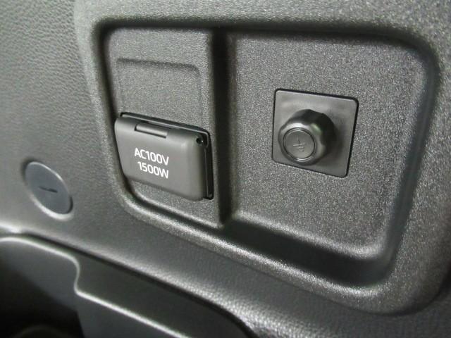 シエンタ ハイブリッドＺ　ＴＳＳ　ワンオーナ　エアバック　キーレスエントリー　イモビライザー　ＴＶ　バックモニター　ＬＥＤヘッドライト　ＥＴＣ車載器　横滑り防止　スマートキー　オートエアコン　サイドエアバッグ　ＷＳＲＳ　ＡＢＳ（31枚目）