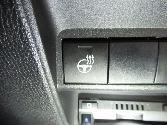 アクア Ｚ　ＬＥＤヘッドライト　スマートキー　１００Ｖ電源　イモビライザー　アルミホイール　オートクルーズコントロール　エアコン　ＥＳＣ　ナビ　カーテンエアバッグ　ＥＴＣ　キーレス　パワーウインドウ　ＡＢＳ（14枚目）