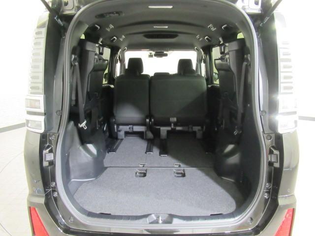 ヴォクシー ZS 煌II スマートキー・プッシュスタート バックガイドモニター セキュリティアラーム 両側パワスラドア 1オーナー ETC車載器 地デジテレビ VSC LEDライト サイドエアバッグ 助手席エアバック AC(29枚目)