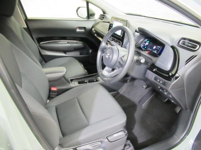 アクア G VSC 衝突軽減ブレーキ メモリナビ バックモニター LED クルーズコントロール スマートキー ETC車載器 AC100V フルセグTV ナビTV パワーウィンドウ イモビライザー サイドエアバック(9枚目)