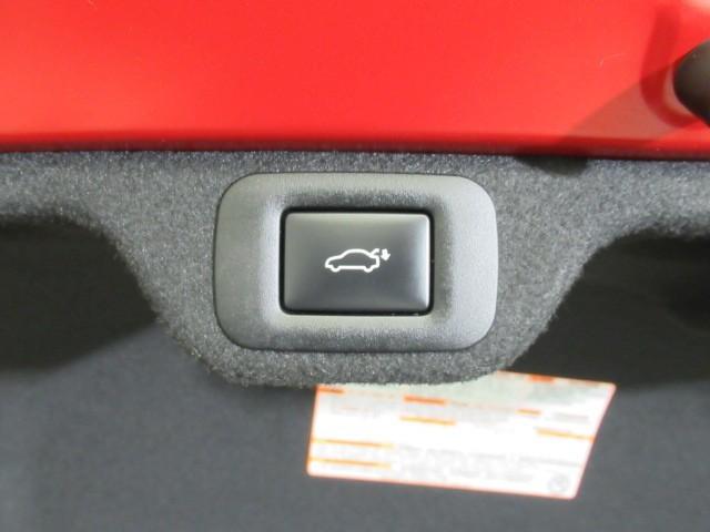 クラウンクロスオーバー Gアドバンスド・レザーパッケージ TSS レザー フルセグTV ナビTV パワーシート LEDヘッドライト クルーズコントロール Bカメラ ドライブレコーダ オートエアコン アルミホイル ワンオーナー ETC付 横滑り防止装置 4WD(30枚目)