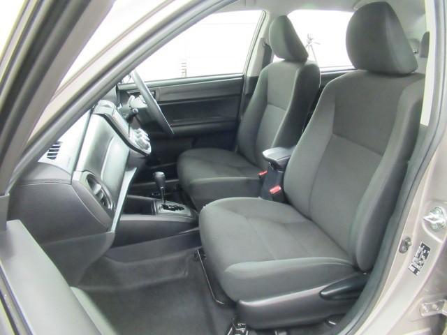 カローラアクシオ EX 衝突被害軽減システム PW ワンセグ メモリーナビ バックモニター ETC アイドリングストップ エアバッグ キーレス 横滑り防止装置 マニュアルエアコン ABS スマートキー 盗難防止(25枚目)