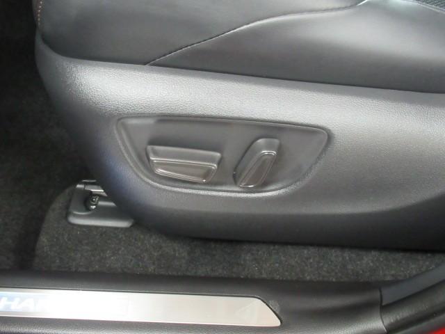 ハリアー Z レザーパッケージ イモビ バックモニター プリクラッシュセーフティ ナビ&TV LEDヘッド 1オーナー クルコン 横滑防止装置 地デジTV レザーシート 4WD スマートキー ETC メモリーナビ キーレス(33枚目)