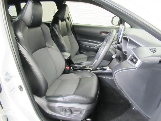 カローラクロス ハイブリッド Z 衝突軽減B フルセグテレビ スマキ- ワンオーナ 半レザー Bモニター アクティブクルーズコントロール メモリナビ イモビ LED AC キーレス パワステ アルミ エアバッグ ABS 横滑り防止機能(8枚目)