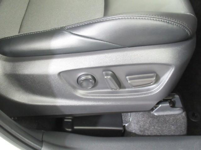 カローラクロス ハイブリッド Z 衝突軽減B フルセグテレビ スマキ- ワンオーナ 半レザー Bモニター アクティブクルーズコントロール メモリナビ イモビ LED AC キーレス パワステ アルミ エアバッグ ABS 横滑り防止機能(11枚目)