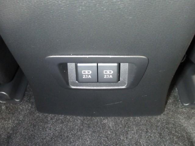 カローラクロス ハイブリッド Z 衝突軽減B フルセグテレビ スマキ- ワンオーナ 半レザー Bモニター アクティブクルーズコントロール メモリナビ イモビ LED AC キーレス パワステ アルミ エアバッグ ABS 横滑り防止機能(25枚目)