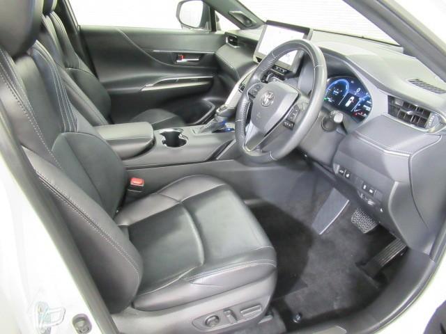 ハリアーハイブリッド Ｚ　レザーパッケージ　地デジ　横滑防止　盗難防止システム　Ｂモニター　革　ＬＥＤライト　パワーウィンドウ　クルコン　スマートキ－　助手席エアバック　パワーシート　エアバッグ　オートエアコン　ナビＴＶ　ＥＴＣ　メモリナビ（9枚目）