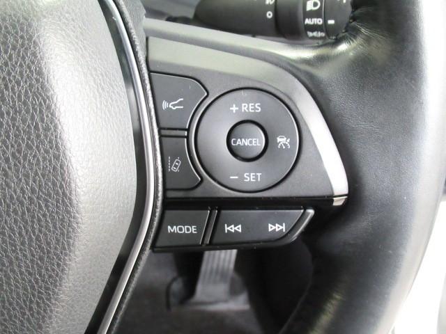 ハリアーハイブリッド Ｚ　レザーパッケージ　地デジ　横滑防止　盗難防止システム　Ｂモニター　革　ＬＥＤライト　パワーウィンドウ　クルコン　スマートキ－　助手席エアバック　パワーシート　エアバッグ　オートエアコン　ナビＴＶ　ＥＴＣ　メモリナビ（13枚目）