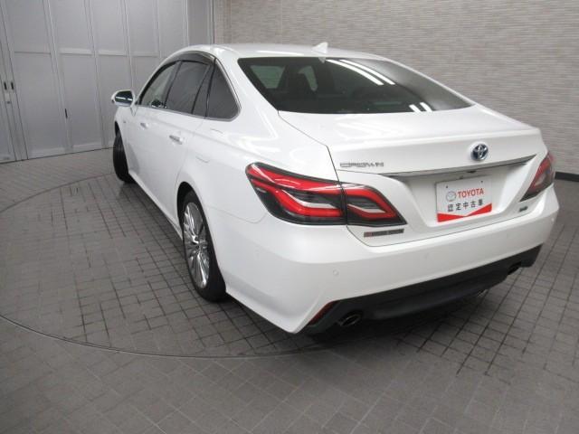 クラウンハイブリッド S エレガンススタイルII イモビライザー バックモニター ナビ&TV アルミホイール オートクルーズコントロール AC100V スマートキー フルセグ キーレス ETC メモリーナビ DVD再生 横滑り防止装置 ワンオーナー(8枚目)