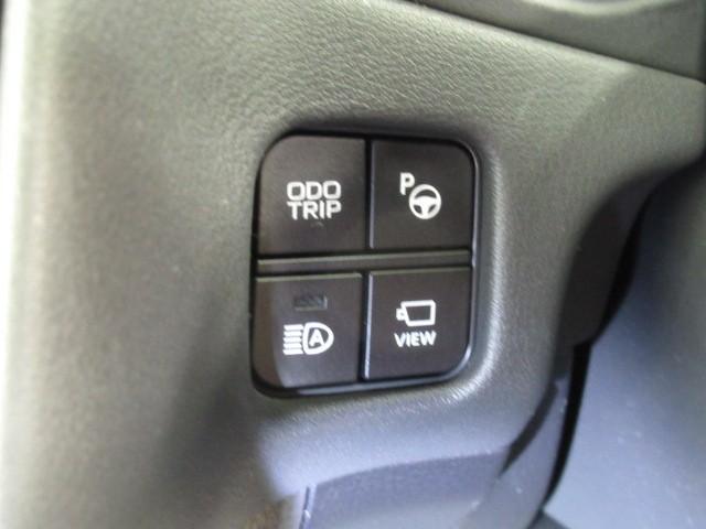 クラウンハイブリッド S エレガンススタイルII イモビライザー バックモニター ナビ&TV アルミホイール オートクルーズコントロール AC100V スマートキー フルセグ キーレス ETC メモリーナビ DVD再生 横滑り防止装置 ワンオーナー(17枚目)