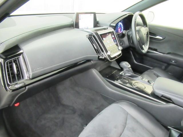 クラウンハイブリッド S エレガンススタイルII イモビライザー バックモニター ナビ&TV アルミホイール オートクルーズコントロール AC100V スマートキー フルセグ キーレス ETC メモリーナビ DVD再生 横滑り防止装置 ワンオーナー(28枚目)