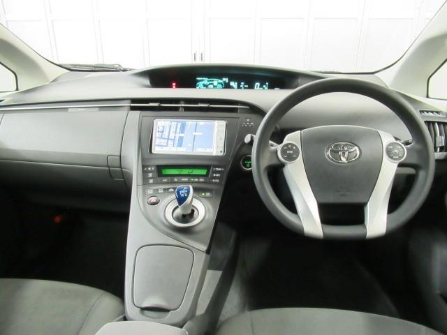 プリウス S Bモニタ- インテリキー デュアルエアバック エアB イモビライザー DVD再生可能 ワンオーナー車 ナビTV AUTOエアコン 横スベリ防止 アルミホイール ABS サイドエアバッグ ワンセグ視聴可(17枚目)