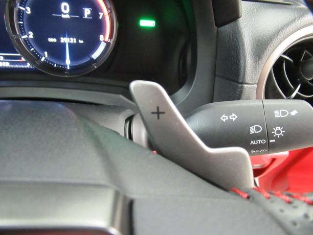 IS IS300h Fスポーツ Bモニ 地デジTV ナビTV オートエアコン スマートキー&プッシュスタート キーフリー パワーステアリング メモリナビ 横滑り防止機能 エアバッグ ABS 盗難防止装置 LEDヘッドライト Pシート(14枚目)