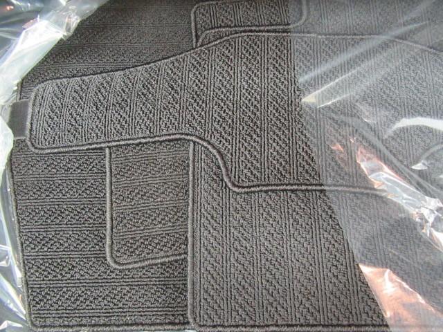 IS IS300h Fスポーツ Bモニ 地デジTV ナビTV オートエアコン スマートキー&プッシュスタート キーフリー パワーステアリング メモリナビ 横滑り防止機能 エアバッグ ABS 盗難防止装置 LEDヘッドライト Pシート(33枚目)