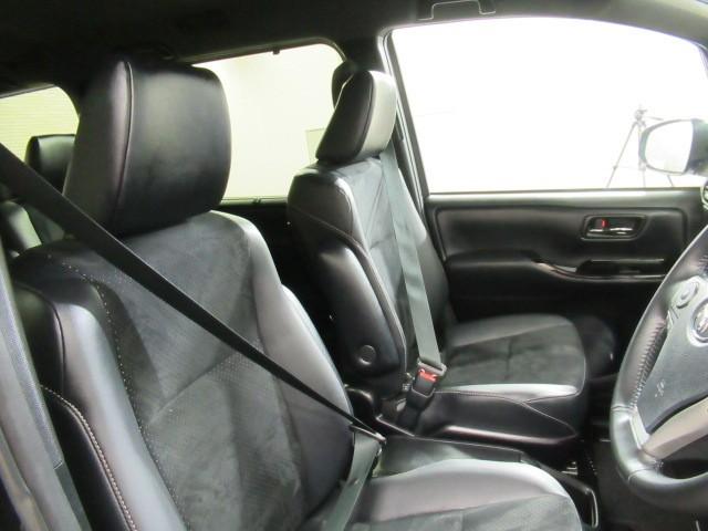 ヴォクシー ハイブリッドZS 煌III 地デジTV リヤカメラ 1オナ車 Wエアコン スマートキー DVD再生可 クルコン VSC キーレス アルミホイール ナビ&TV LEDヘッドランプ ETC 3列シート メモリーナビ オートエアコン(10枚目)