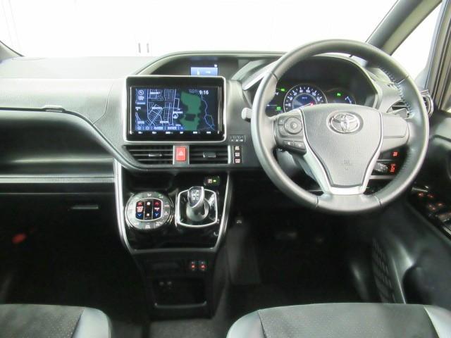 ヴォクシー ハイブリッドZS 煌III 地デジTV リヤカメラ 1オナ車 Wエアコン スマートキー DVD再生可 クルコン VSC キーレス アルミホイール ナビ&TV LEDヘッドランプ ETC 3列シート メモリーナビ オートエアコン(24枚目)